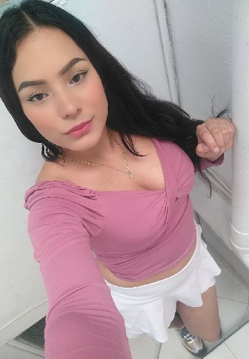 cam to cam host glamour